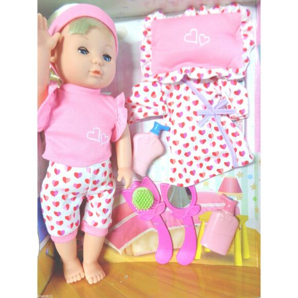 NEW Action Girl DOLL SET Little Dreams GIGO TOY Brush Mirror Clothes Outfit NIB - Picture 5 of 11